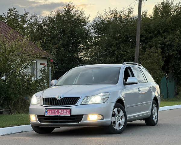 Серый Шкода Октавия, объемом двигателя 1.4 л и пробегом 206 тыс. км за 6750 $, фото 1 на Automoto.ua