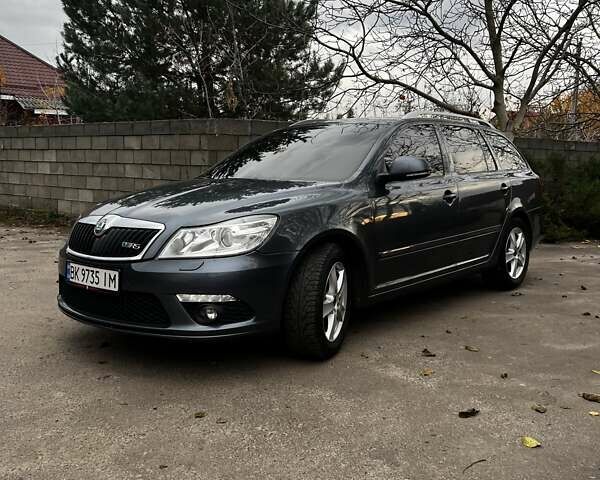 Серый Шкода Октавия, объемом двигателя 1.97 л и пробегом 215 тыс. км за 9100 $, фото 1 на Automoto.ua