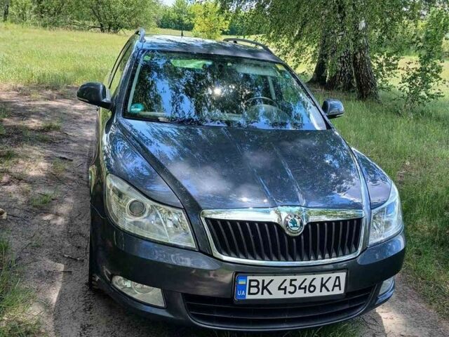 Сірий Шкода Октавія, об'ємом двигуна 1.8 л та пробігом 201 тис. км за 7500 $, фото 1 на Automoto.ua