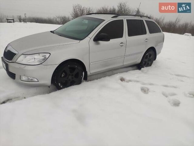 Серый Шкода Октавия, объемом двигателя 1.8 л и пробегом 195 тыс. км за 6400 $, фото 1 на Automoto.ua