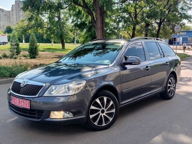 Серый Шкода Октавия, объемом двигателя 1.8 л и пробегом 179 тыс. км за 8600 $, фото 1 на Automoto.ua
