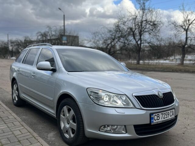 Серый Шкода Октавия, объемом двигателя 1.8 л и пробегом 207 тыс. км за 6800 $, фото 1 на Automoto.ua