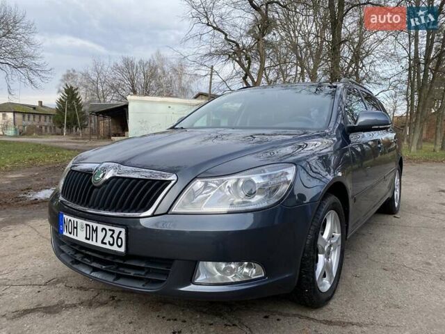Серый Шкода Октавия, объемом двигателя 1.97 л и пробегом 260 тыс. км за 10700 $, фото 1 на Automoto.ua