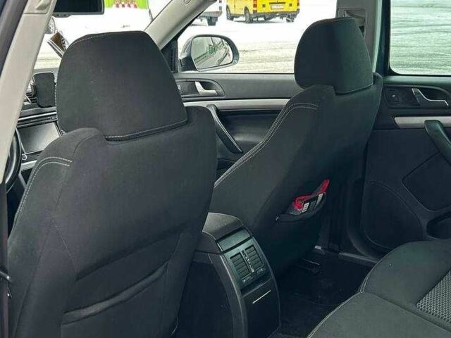 Серый Шкода Октавия, объемом двигателя 1.8 л и пробегом 195 тыс. км за 6500 $, фото 1 на Automoto.ua