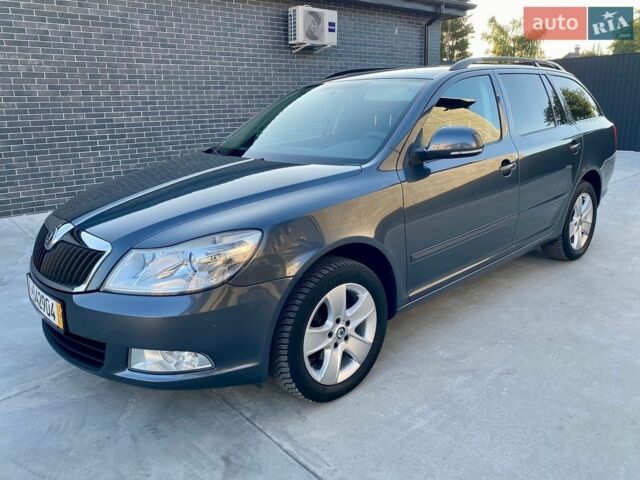 Сірий Шкода Октавія, об'ємом двигуна 1.6 л та пробігом 203 тис. км за 7800 $, фото 1 на Automoto.ua