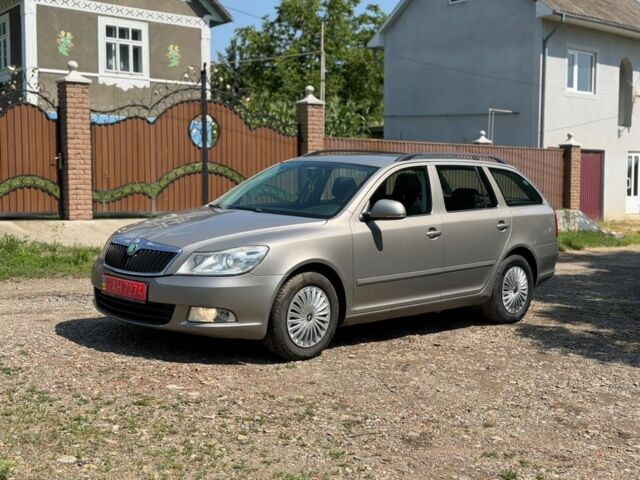 Сірий Шкода Октавія, об'ємом двигуна 1.6 л та пробігом 200 тис. км за 5450 $, фото 1 на Automoto.ua