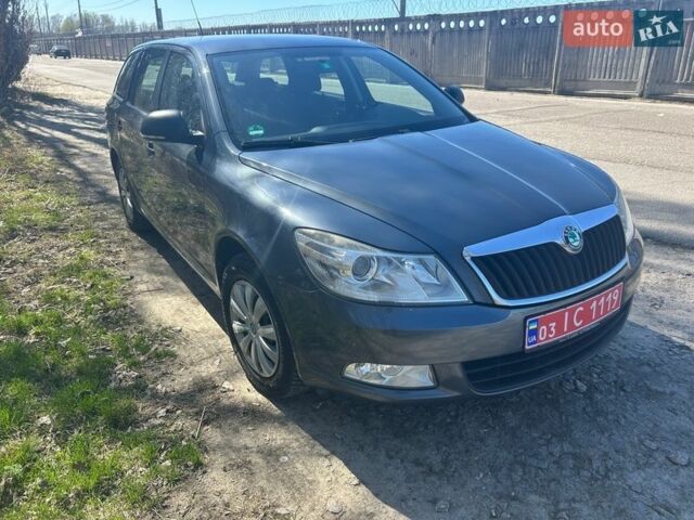 Серый Шкода Октавия, объемом двигателя 1.6 л и пробегом 197 тыс. км за 7400 $, фото 1 на Automoto.ua