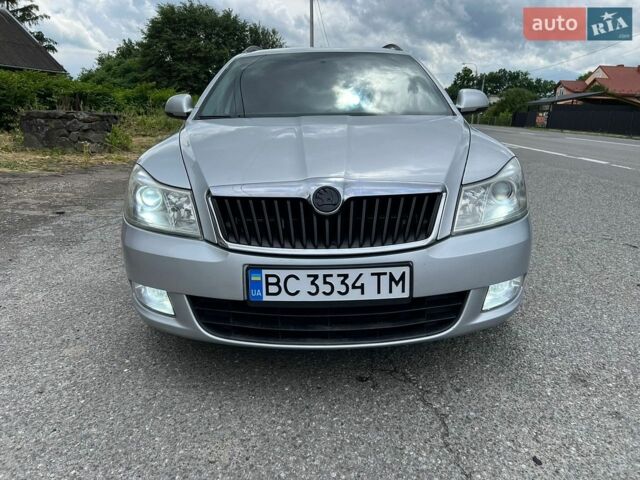 Сірий Шкода Октавія, об'ємом двигуна 1.6 л та пробігом 250 тис. км за 7500 $, фото 1 на Automoto.ua