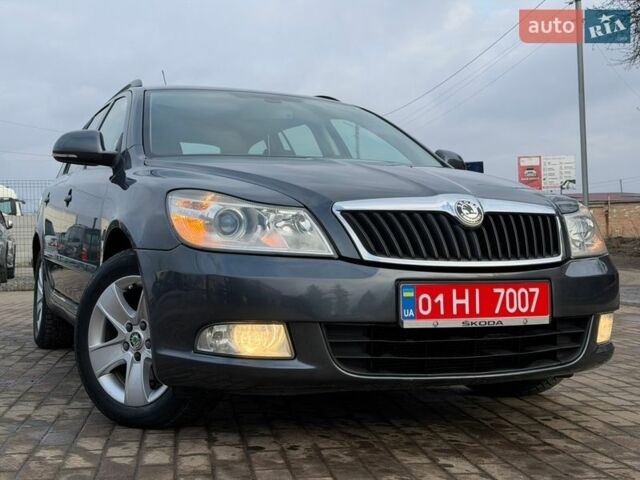 Серый Шкода Октавия, объемом двигателя 1.6 л и пробегом 233 тыс. км за 7999 $, фото 1 на Automoto.ua