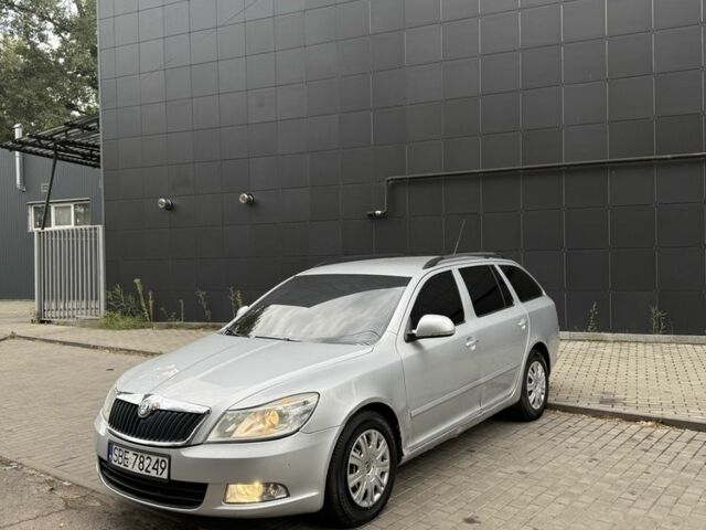 Сірий Шкода Октавія, об'ємом двигуна 1.9 л та пробігом 300 тис. км за 3100 $, фото 1 на Automoto.ua