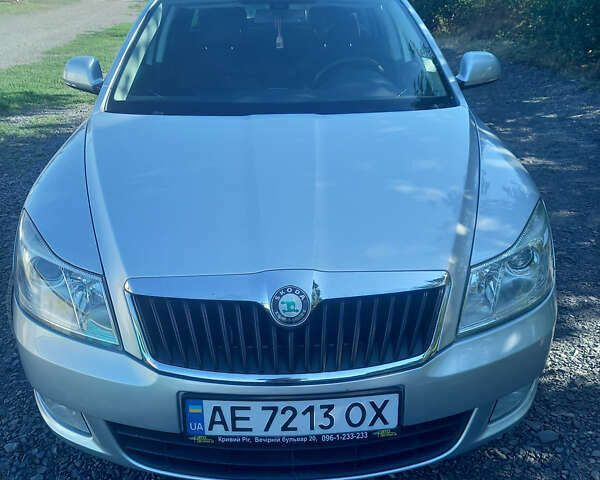 Серый Шкода Октавия, объемом двигателя 1.6 л и пробегом 172 тыс. км за 8200 $, фото 1 на Automoto.ua