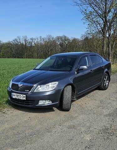 Серый Шкода Октавия, объемом двигателя 1.8 л и пробегом 187 тыс. км за 7800 $, фото 1 на Automoto.ua