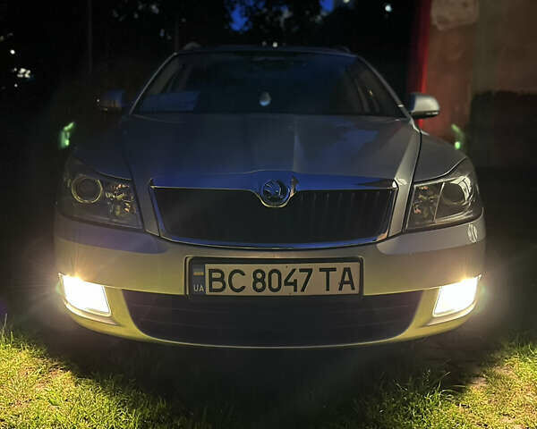 Серый Шкода Октавия, объемом двигателя 1.4 л и пробегом 290 тыс. км за 7700 $, фото 1 на Automoto.ua