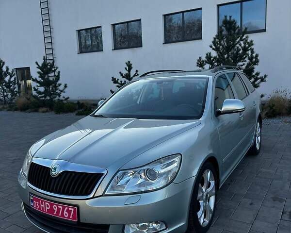 Серый Шкода Октавия, объемом двигателя 1.8 л и пробегом 183 тыс. км за 8800 $, фото 1 на Automoto.ua