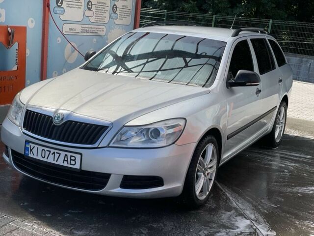 Серый Шкода Октавия, объемом двигателя 1.9 л и пробегом 262 тыс. км за 6900 $, фото 1 на Automoto.ua