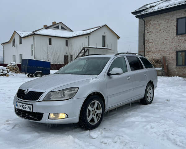 Сірий Шкода Октавія, об'ємом двигуна 1.99 л та пробігом 200 тис. км за 5999 $, фото 1 на Automoto.ua