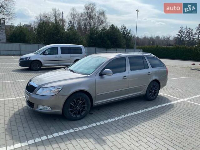 Сірий Шкода Октавія, об'ємом двигуна 1.97 л та пробігом 285 тис. км за 8900 $, фото 1 на Automoto.ua