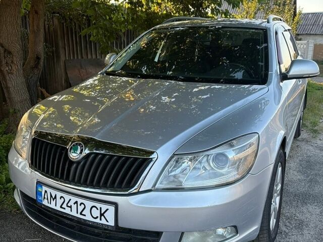 Сірий Шкода Октавія, об'ємом двигуна 1.8 л та пробігом 159 тис. км за 5800 $, фото 1 на Automoto.ua
