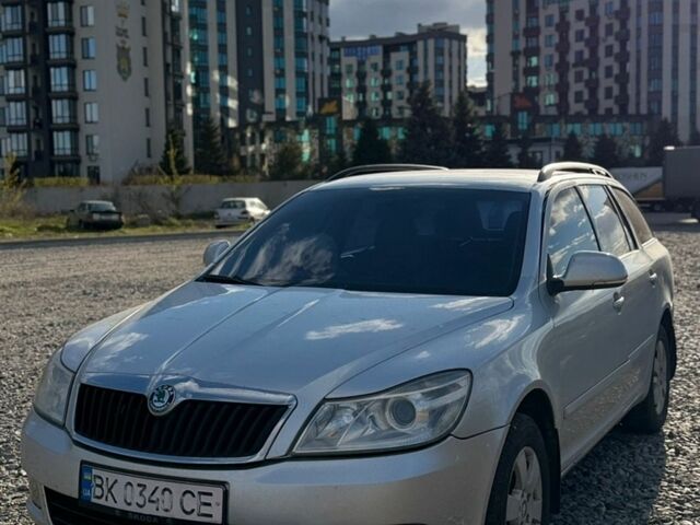Серый Шкода Октавия, объемом двигателя 1.8 л и пробегом 252 тыс. км за 6150 $, фото 1 на Automoto.ua