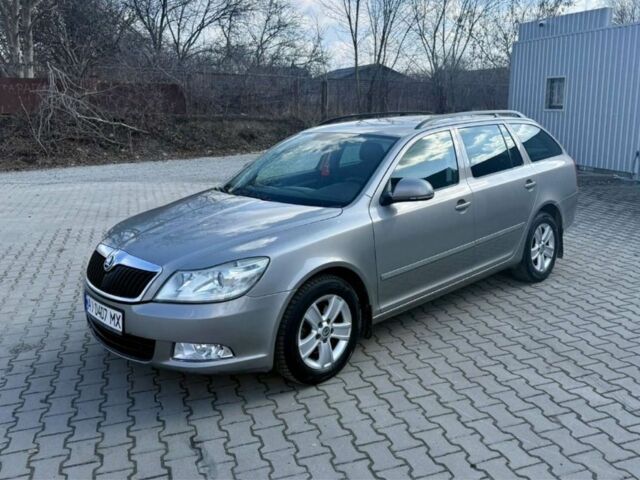 Серый Шкода Октавия, объемом двигателя 1.6 л и пробегом 287 тыс. км за 6900 $, фото 1 на Automoto.ua