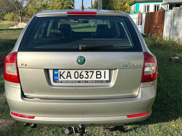 Сірий Шкода Октавія, об'ємом двигуна 1.8 л та пробігом 253 тис. км за 7000 $, фото 1 на Automoto.ua