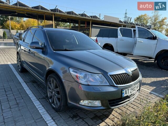 Серый Шкода Октавия, объемом двигателя 1.8 л и пробегом 239 тыс. км за 7300 $, фото 1 на Automoto.ua