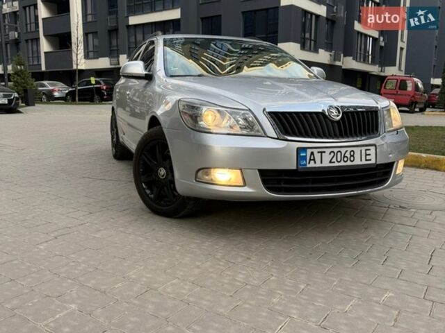 Серый Шкода Октавия, объемом двигателя 1.6 л и пробегом 278 тыс. км за 6800 $, фото 1 на Automoto.ua