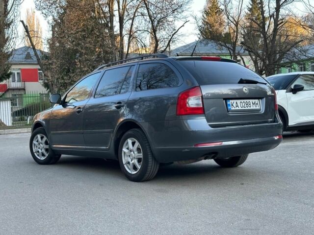 Сірий Шкода Октавія, об'ємом двигуна 1.4 л та пробігом 220 тис. км за 7900 $, фото 1 на Automoto.ua