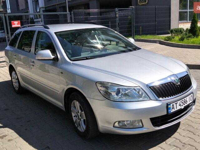Серый Шкода Октавия, объемом двигателя 1.8 л и пробегом 205 тыс. км за 7500 $, фото 1 на Automoto.ua