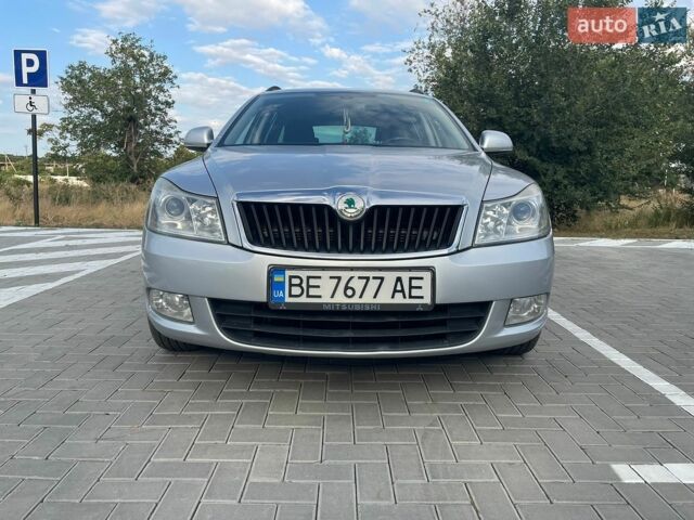 Серый Шкода Октавия, объемом двигателя 1.6 л и пробегом 240 тыс. км за 8500 $, фото 1 на Automoto.ua