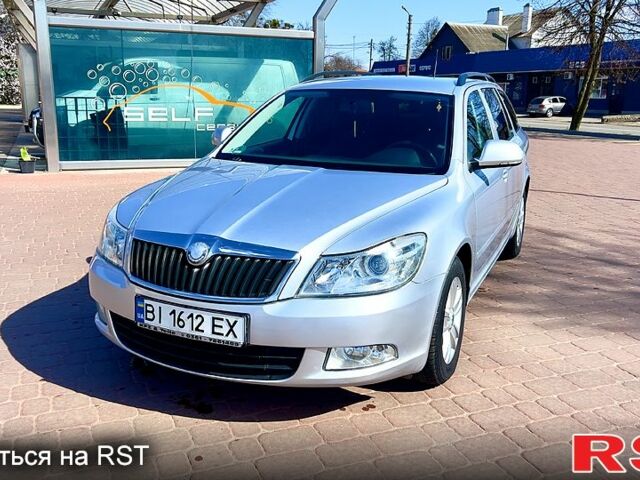 Серый Шкода Октавия, объемом двигателя 1.6 л и пробегом 219 тыс. км за 7900 $, фото 1 на Automoto.ua