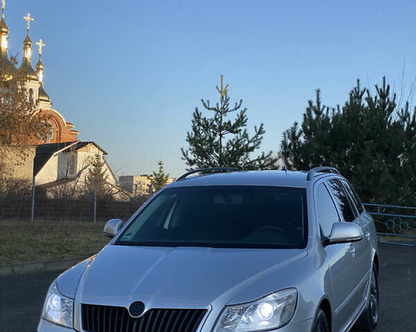 Серый Шкода Октавия, объемом двигателя 1.97 л и пробегом 257 тыс. км за 9700 $, фото 1 на Automoto.ua