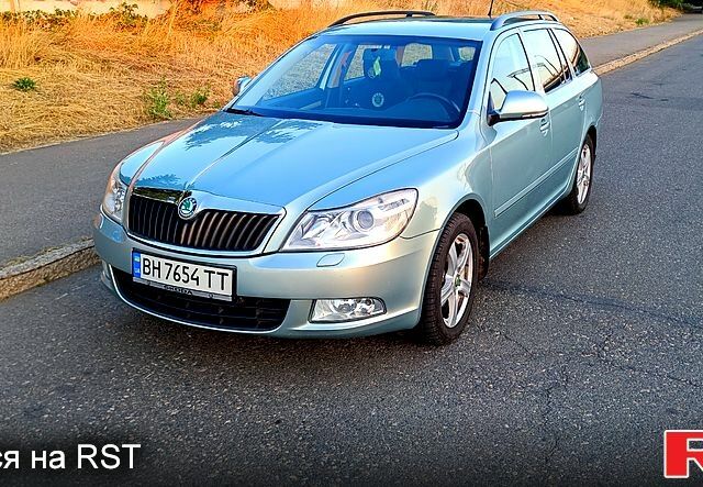 Серый Шкода Октавия, объемом двигателя 1.8 л и пробегом 197 тыс. км за 9300 $, фото 1 на Automoto.ua