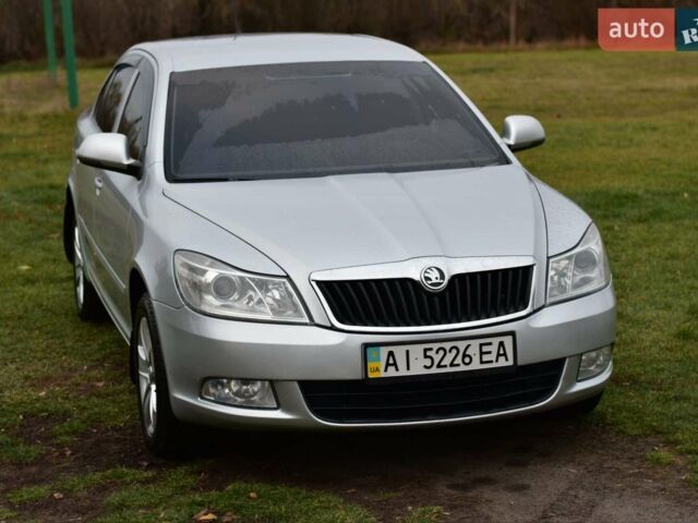 Сірий Шкода Октавія, об'ємом двигуна 1.6 л та пробігом 263 тис. км за 8600 $, фото 1 на Automoto.ua
