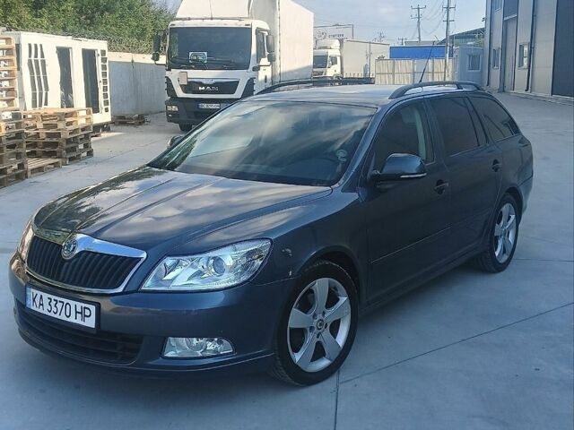 Сірий Шкода Октавія, об'ємом двигуна 1.8 л та пробігом 186 тис. км за 8000 $, фото 1 на Automoto.ua