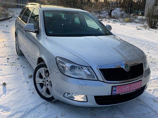 Сірий Шкода Октавія, об'ємом двигуна 1.8 л та пробігом 22000 тис. км за 8450 $, фото 1 на Automoto.ua