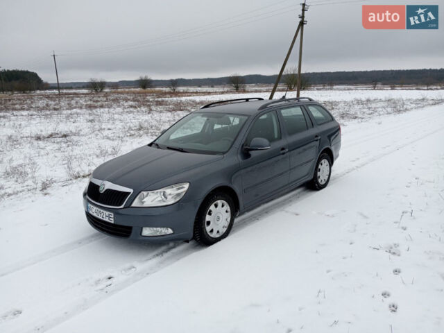 Сірий Шкода Октавія, об'ємом двигуна 1.6 л та пробігом 236 тис. км за 7200 $, фото 1 на Automoto.ua
