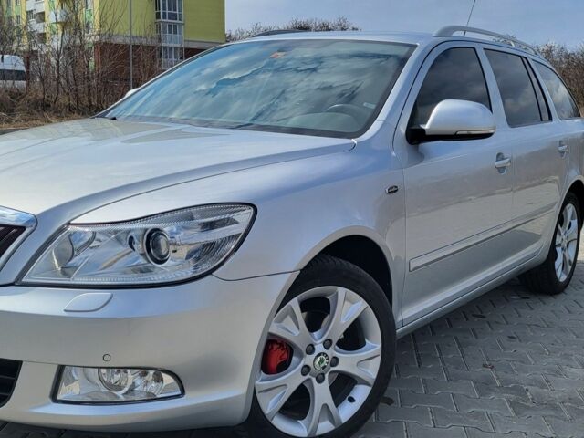 Серый Шкода Октавия, объемом двигателя 1.8 л и пробегом 190 тыс. км за 10010 $, фото 1 на Automoto.ua