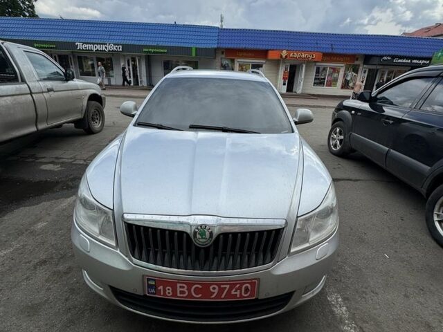 Сірий Шкода Октавія, об'ємом двигуна 1.8 л та пробігом 220 тис. км за 9800 $, фото 1 на Automoto.ua