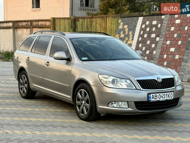 Серый Шкода Октавия, объемом двигателя 1.39 л и пробегом 310 тыс. км за 6500 $, фото 1 на Automoto.ua