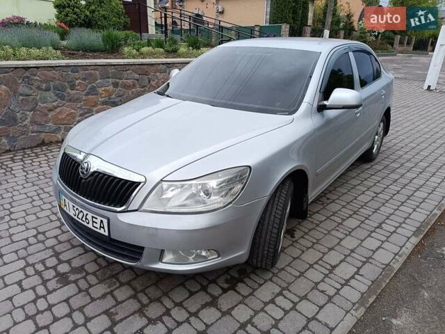 Сірий Шкода Октавія, об'ємом двигуна 1.6 л та пробігом 255 тис. км за 8700 $, фото 1 на Automoto.ua