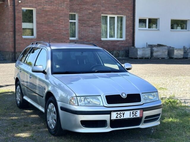 Серый Шкода Октавия, объемом двигателя 1.6 л и пробегом 305 тыс. км за 5100 $, фото 1 на Automoto.ua