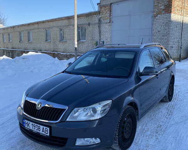 Сірий Шкода Октавія, об'ємом двигуна 1.8 л та пробігом 235 тис. км за 6500 $, фото 1 на Automoto.ua