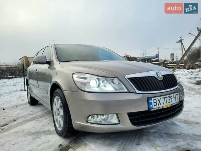 Серый Шкода Октавия, объемом двигателя 1.6 л и пробегом 266 тыс. км за 6850 $, фото 1 на Automoto.ua