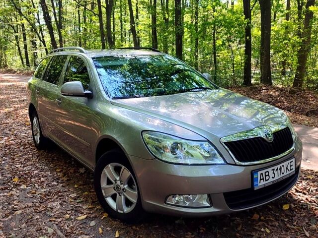 Серый Шкода Октавия, объемом двигателя 1.6 л и пробегом 268 тыс. км за 9200 $, фото 1 на Automoto.ua