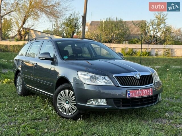 Серый Шкода Октавия, объемом двигателя 1.6 л и пробегом 194 тыс. км за 7850 $, фото 1 на Automoto.ua