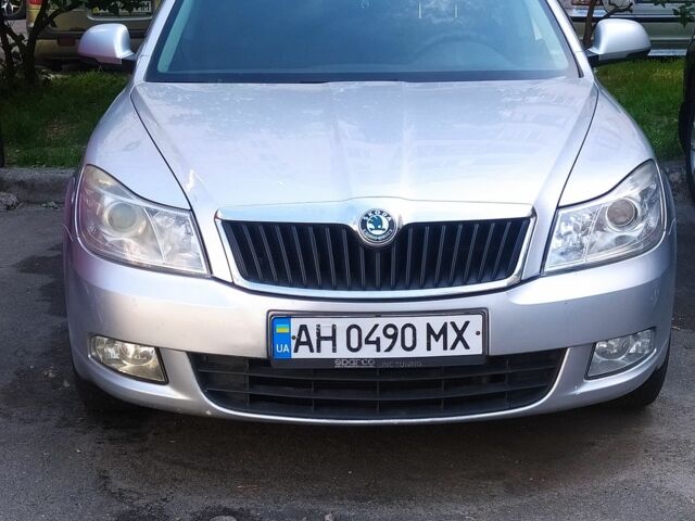 Сірий Шкода Октавія, об'ємом двигуна 1.6 л та пробігом 259 тис. км за 5500 $, фото 1 на Automoto.ua