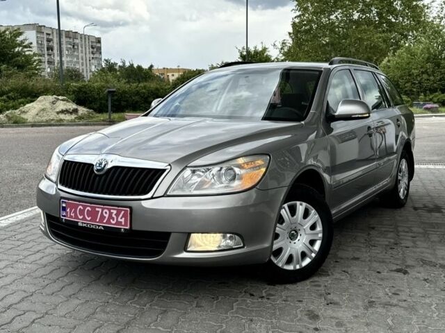 Серый Шкода Октавия, объемом двигателя 1.6 л и пробегом 186 тыс. км за 7900 $, фото 1 на Automoto.ua
