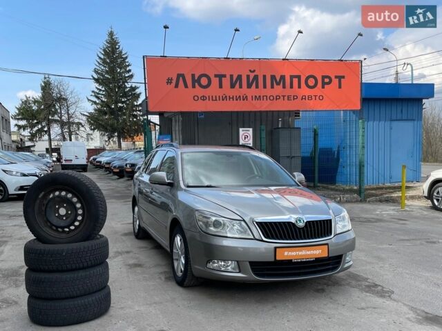 Сірий Шкода Октавія, об'ємом двигуна 1.6 л та пробігом 247 тис. км за 9500 $, фото 1 на Automoto.ua