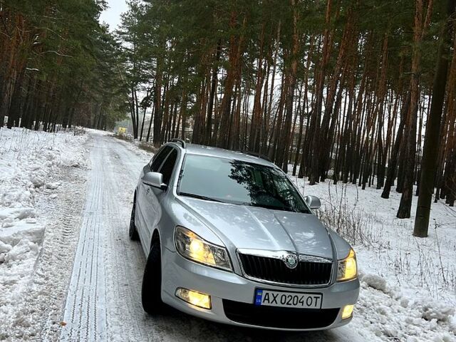 Сірий Шкода Октавія, об'ємом двигуна 1.8 л та пробігом 200 тис. км за 7400 $, фото 1 на Automoto.ua